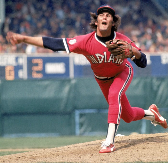 Cleveland-Indians-uniform-1976-Dennis-Eckersley.jpg